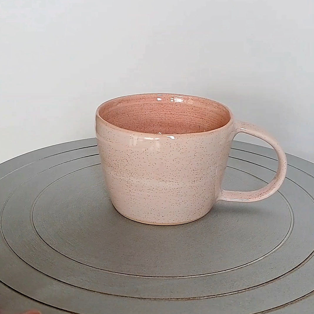 Medium Mug in Pink