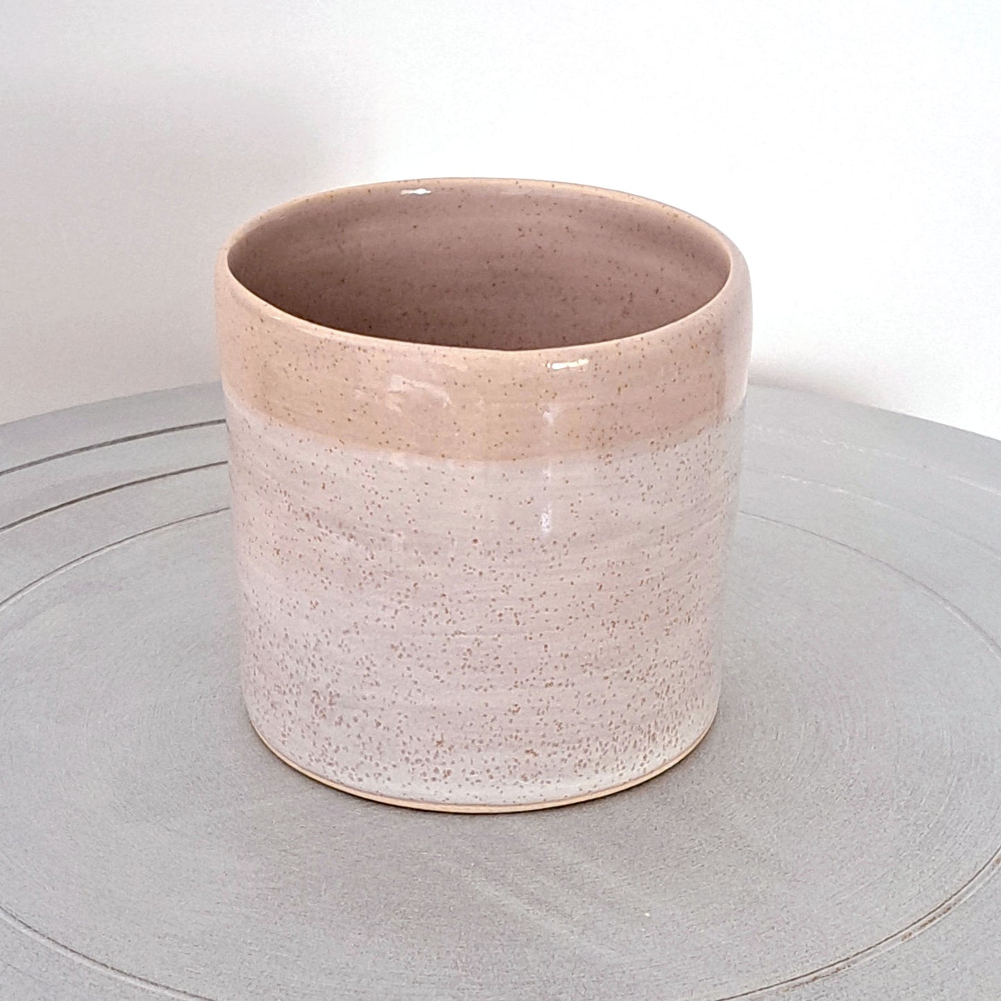 Speckled Cup in Taupe